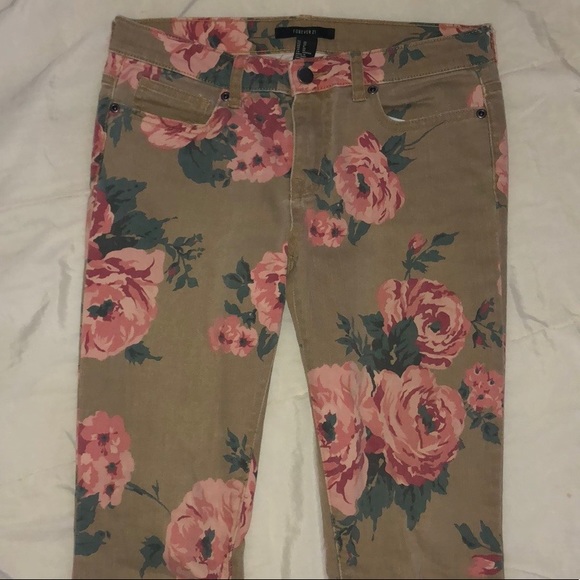 FOREVER 21 Painted Flower Skinny Jeans Size CA26 - Picture 1 of 4